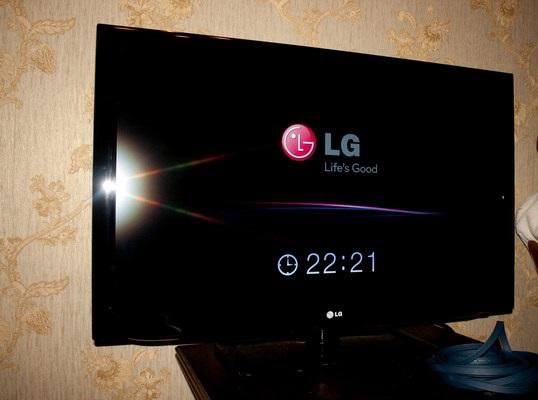 Зависает телевизор lg. Телевизор LG 42ld450 42". LG 32 Combo. Монитор телевизор LG. Телевизор LG 2007 Г..