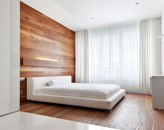 bedroom-wall-decorated-in-mafi-floors.jpg