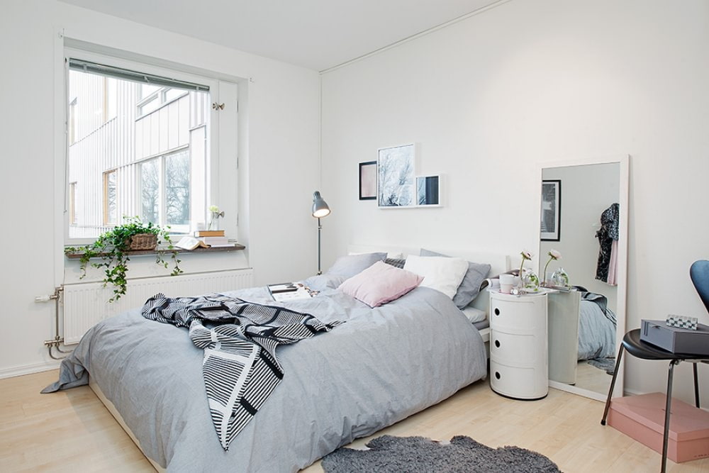 Красивая спальная комната в скандинавском стиле